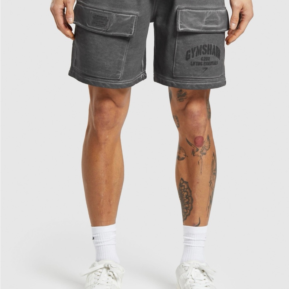 Gymshark Heavyweight Washed Cargo Shorts Size Large SOLD OUT